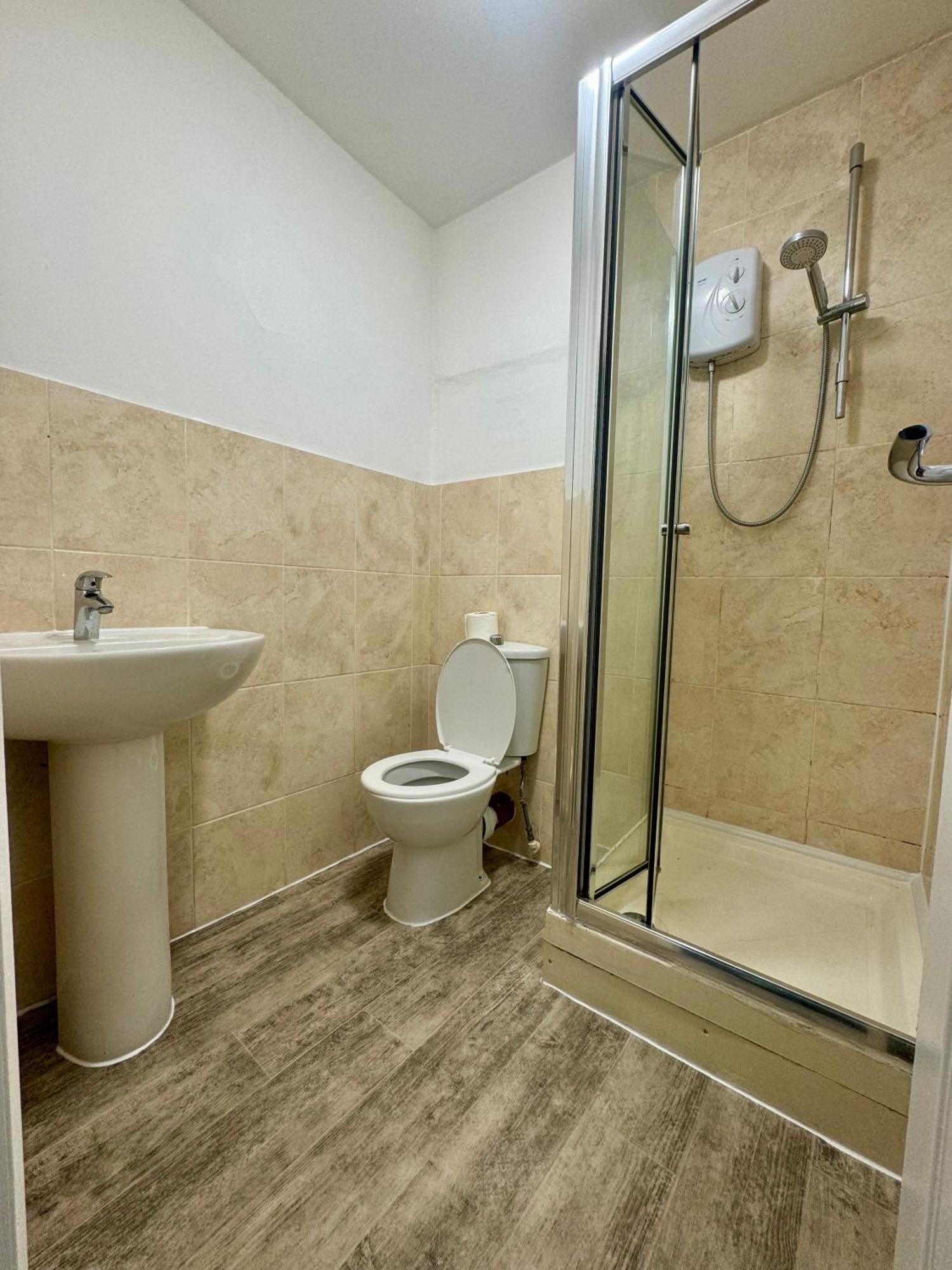 Tottenham Velvet Suites London Exterior foto